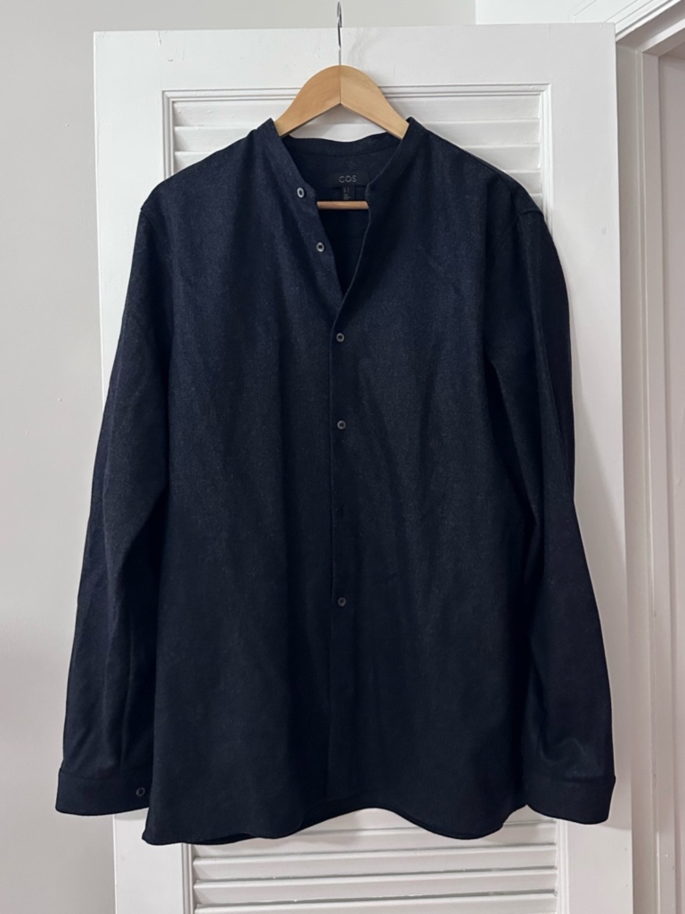 COS Wool-Blend Mandarin Band Collar Shirt — Size 16 (L)